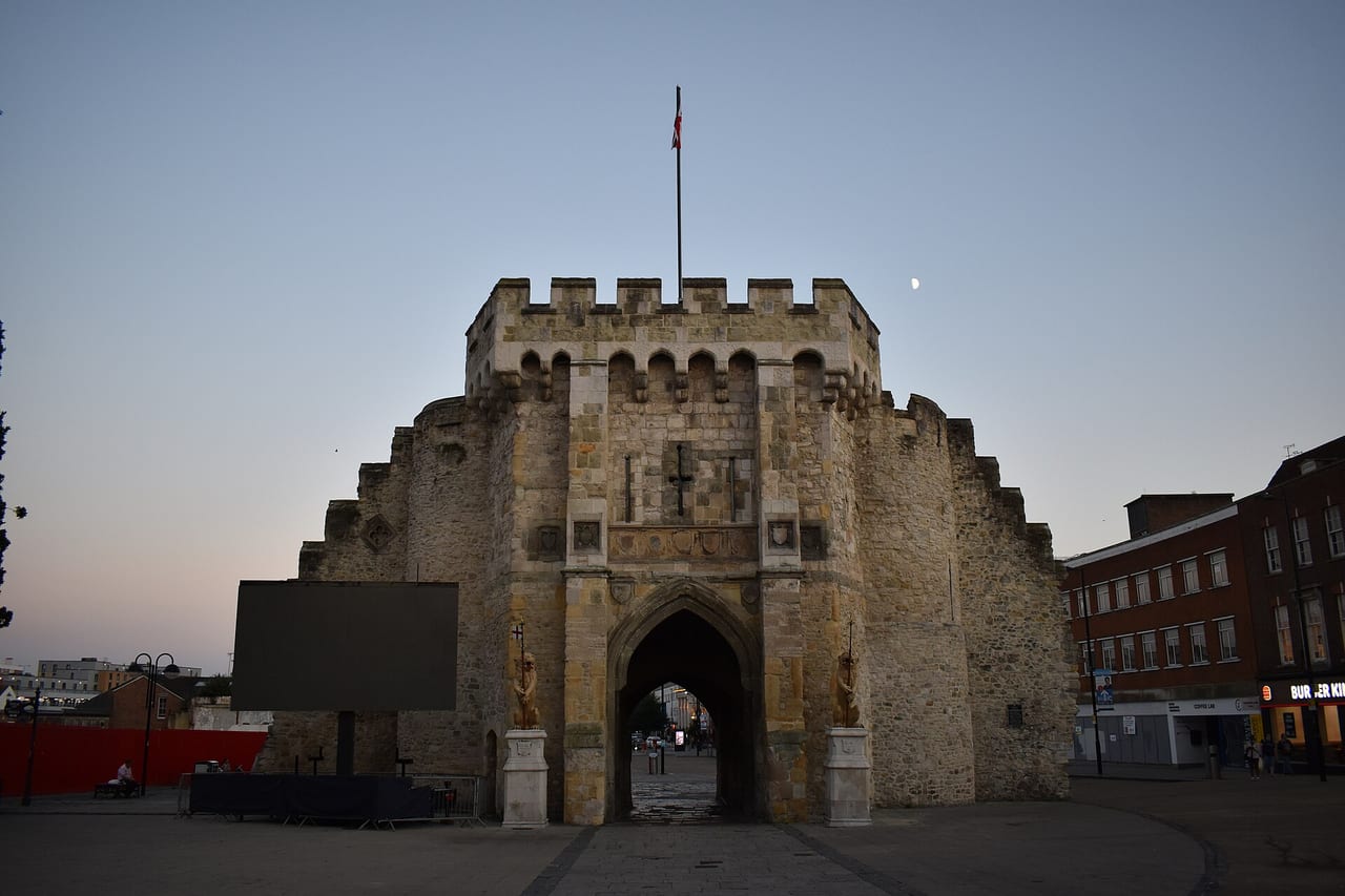 The Bargate, Southampton's medieval town gate, at dusk
